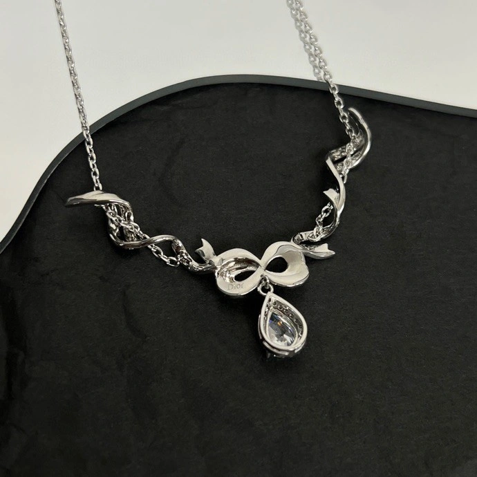 Christian Dxxr Necklaces Refined 295569