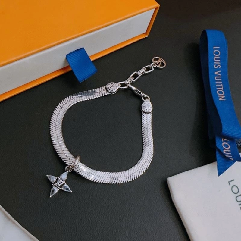 LX Necklaces Sleek 312200
