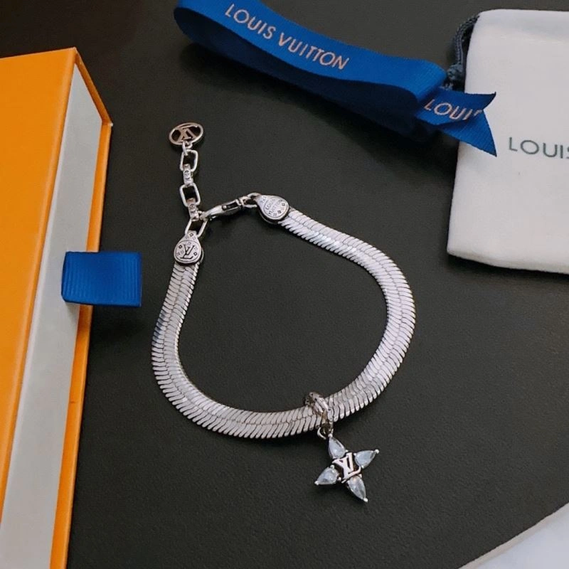 LX Necklaces Sleek 312200