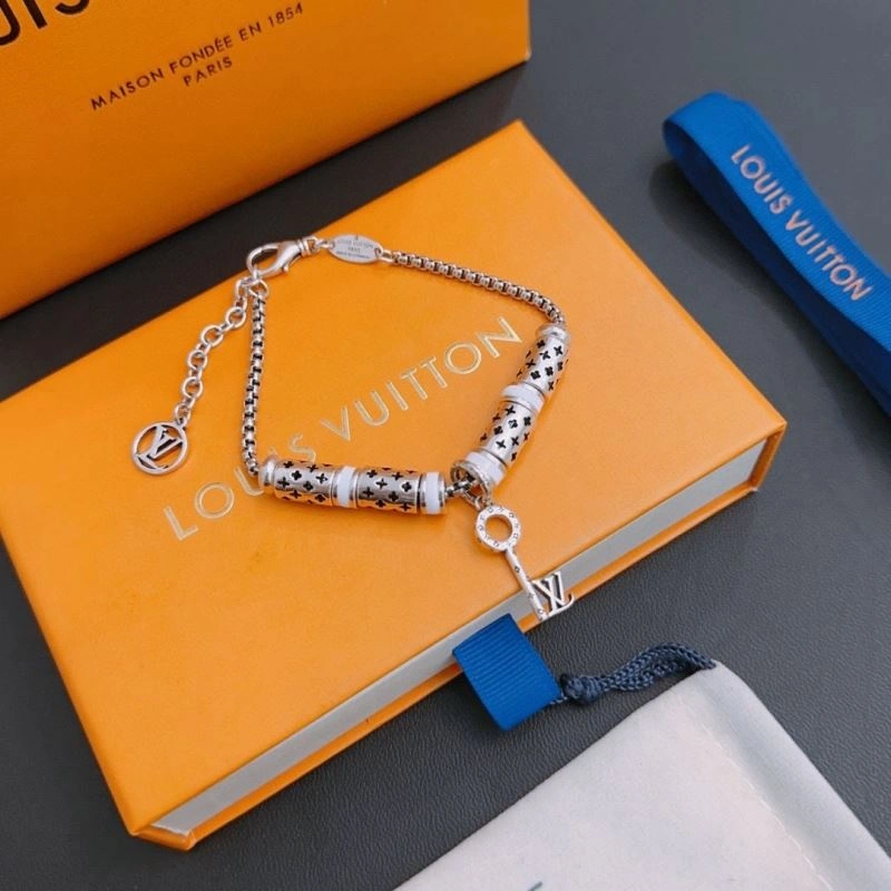 Soft LX Necklaces 312197