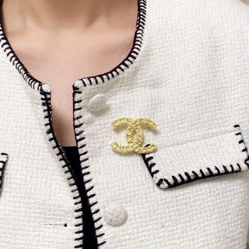 Affordable Chxnxl Brooches 293520