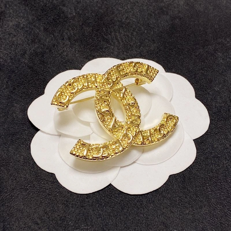 Affordable Chxnxl Brooches 293520