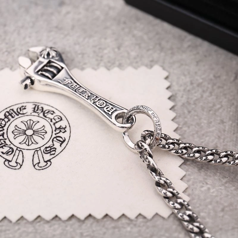 Chrxmx Hxxrts Necklaces Resilient 301601