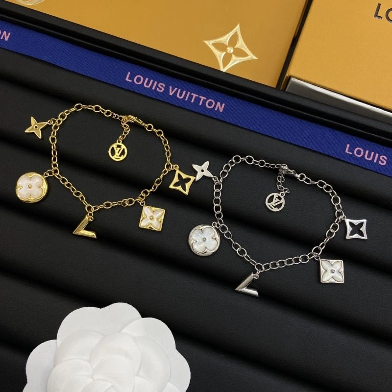 Classic LX Bracelets 312439