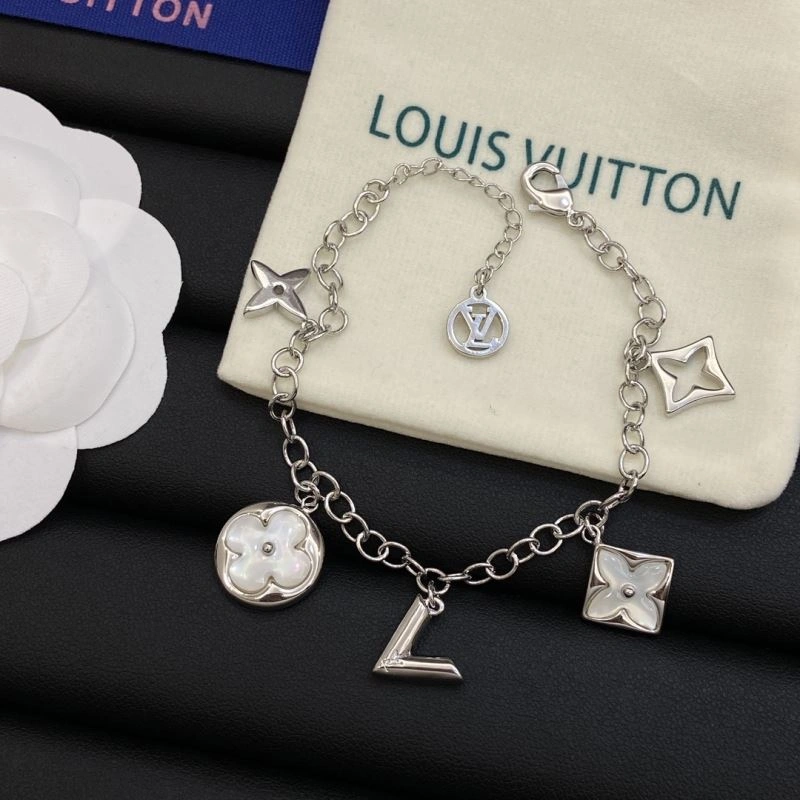 Classic LX Bracelets 312439