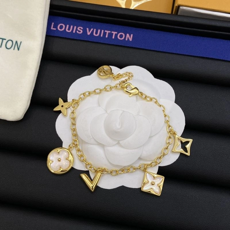 Classic LX Bracelets 312439