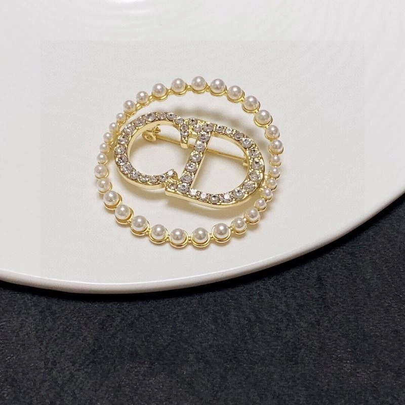 Refined Christian Dxxr Brooches 295625