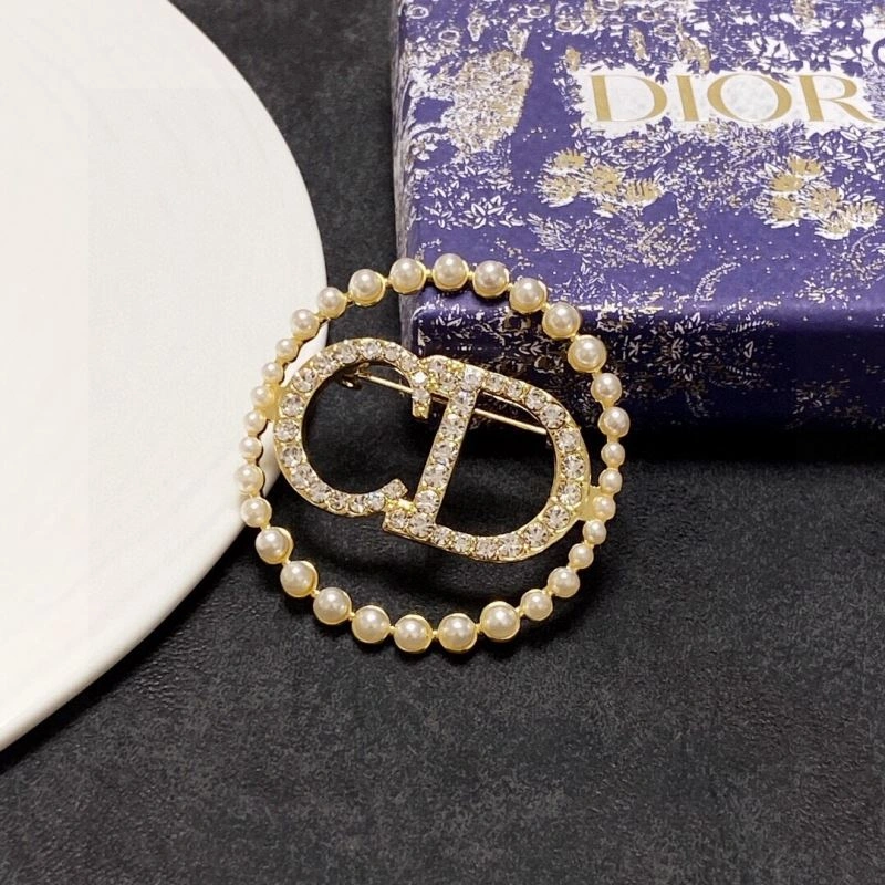 Refined Christian Dxxr Brooches 295625
