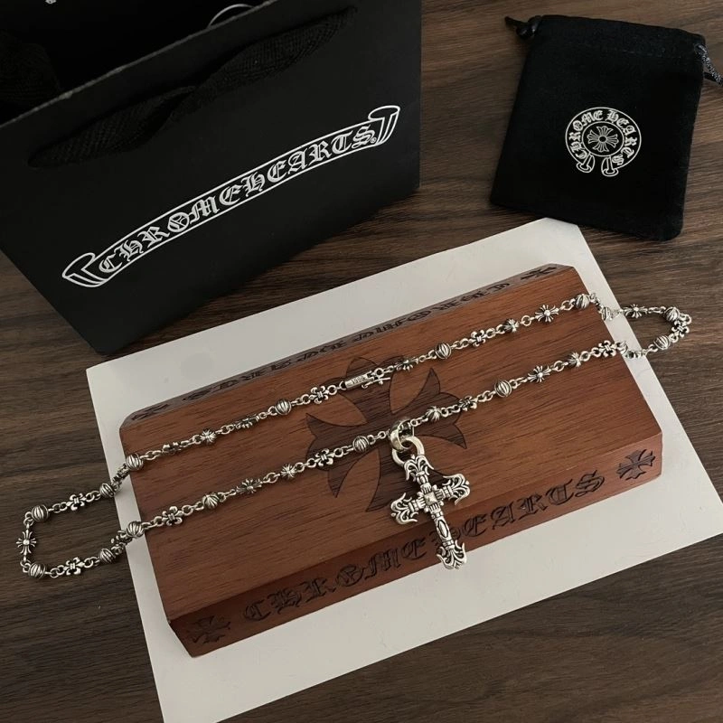 Soft Chrxmx Hxxrts Necklaces 301589