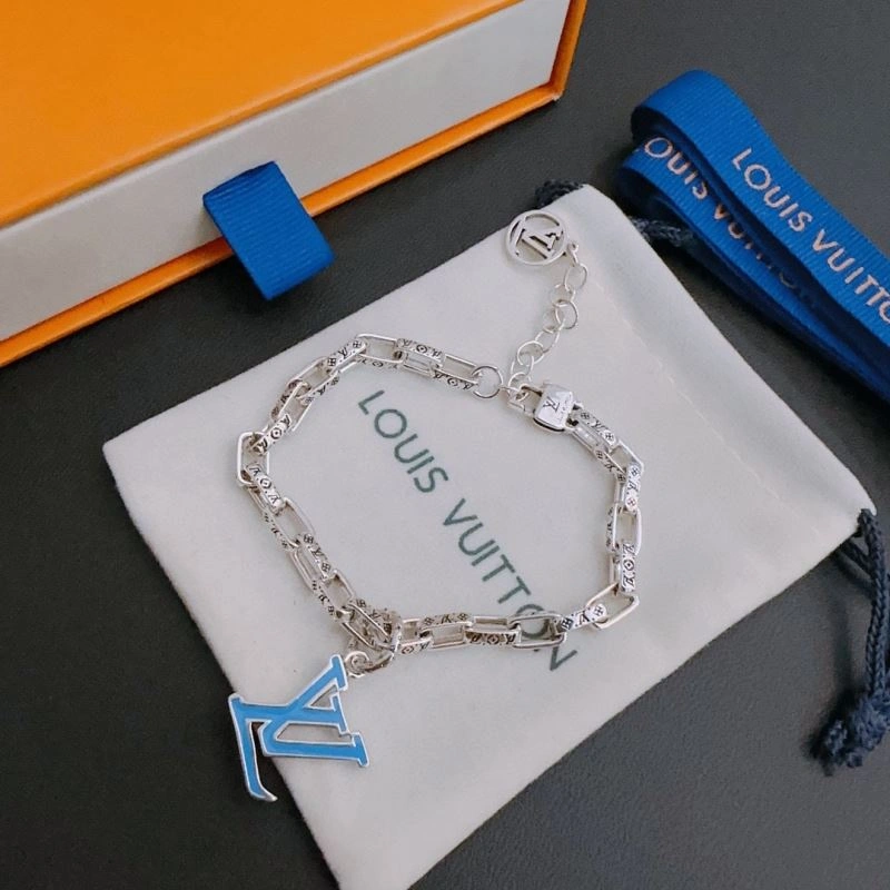 Durable LX Necklaces 312176