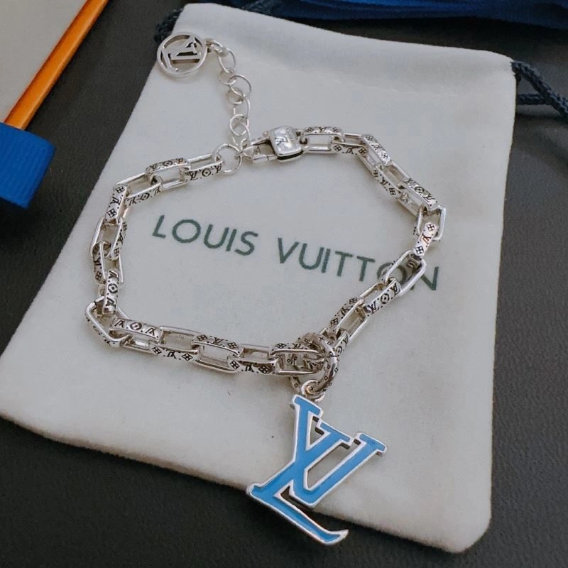 Durable LX Necklaces 312176