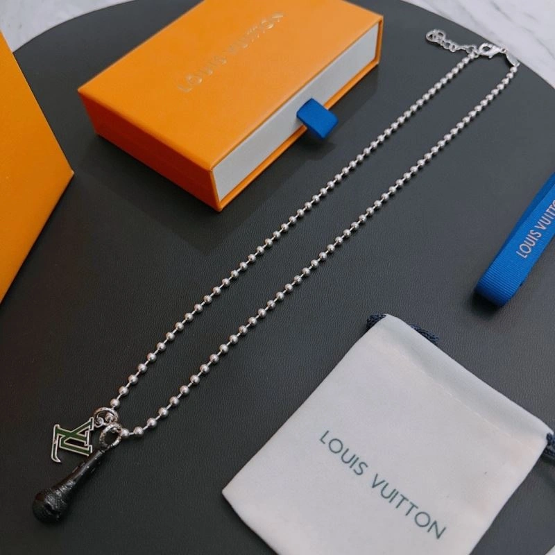 Refined LX Necklaces 312171