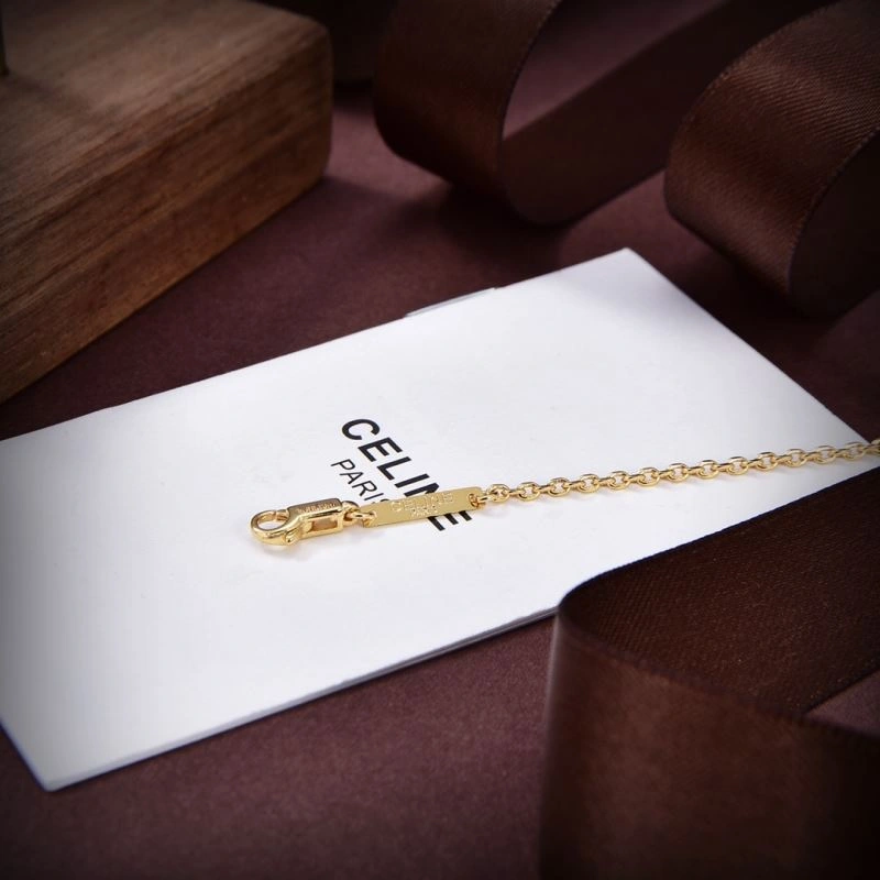 WellDesigned Chxnxl Necklaces 293219