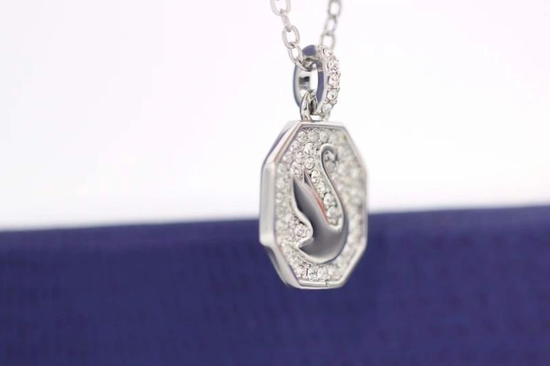 Swxrxvski Necklaces Durable 315321