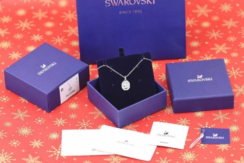 Swxrxvski Necklaces Durable 315321