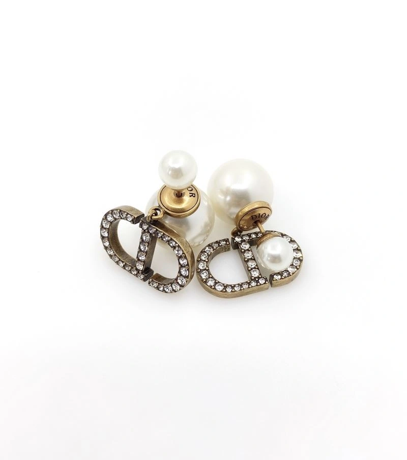 EyeCatching Christian Dxxr Earrings 295610