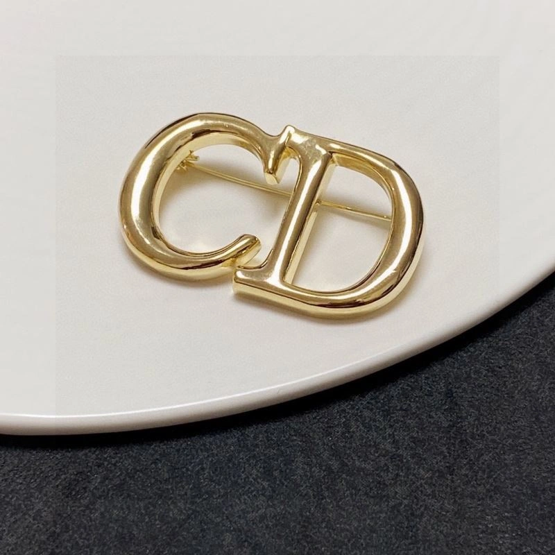 Christian Dxxr Brooches ModernLook 295648