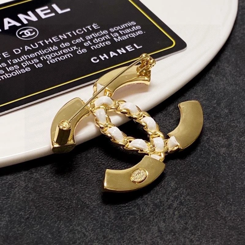 NewStyle Chxnxl Brooches 293509