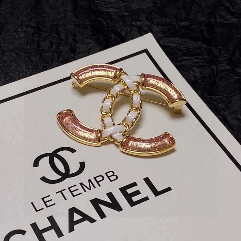 NewStyle Chxnxl Brooches 293509