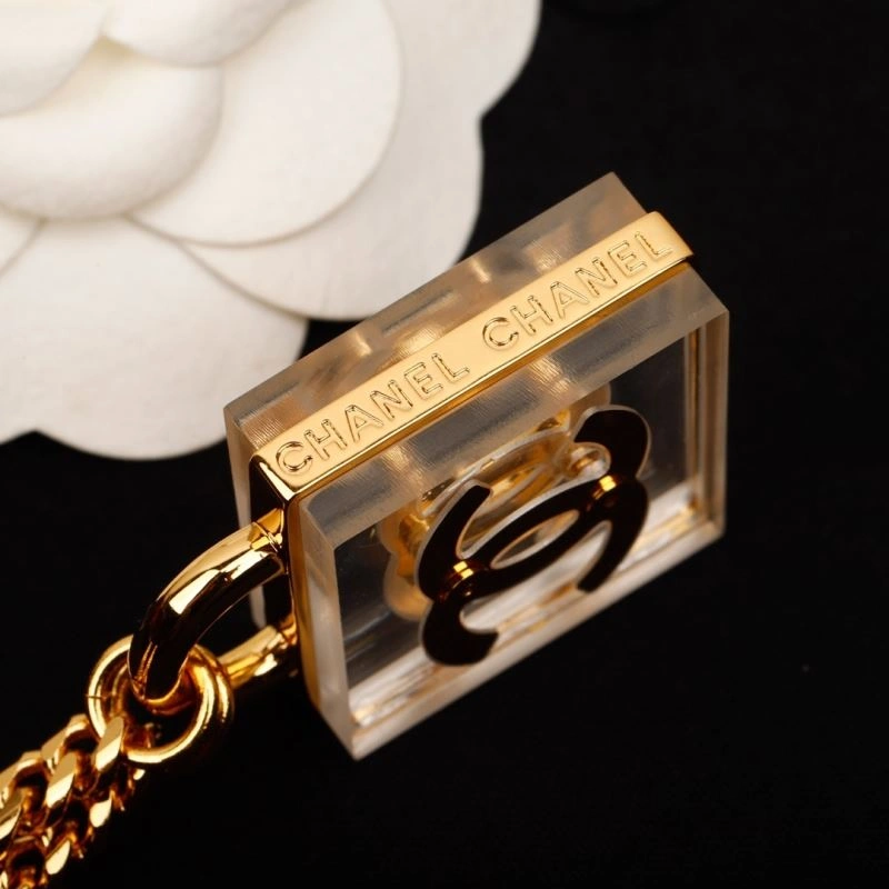 Fashionable Chxnxl Necklaces 293205