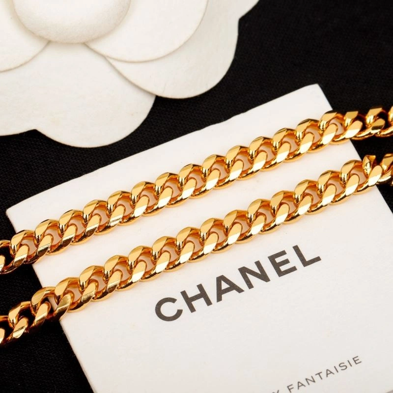 Fashionable Chxnxl Necklaces 293205
