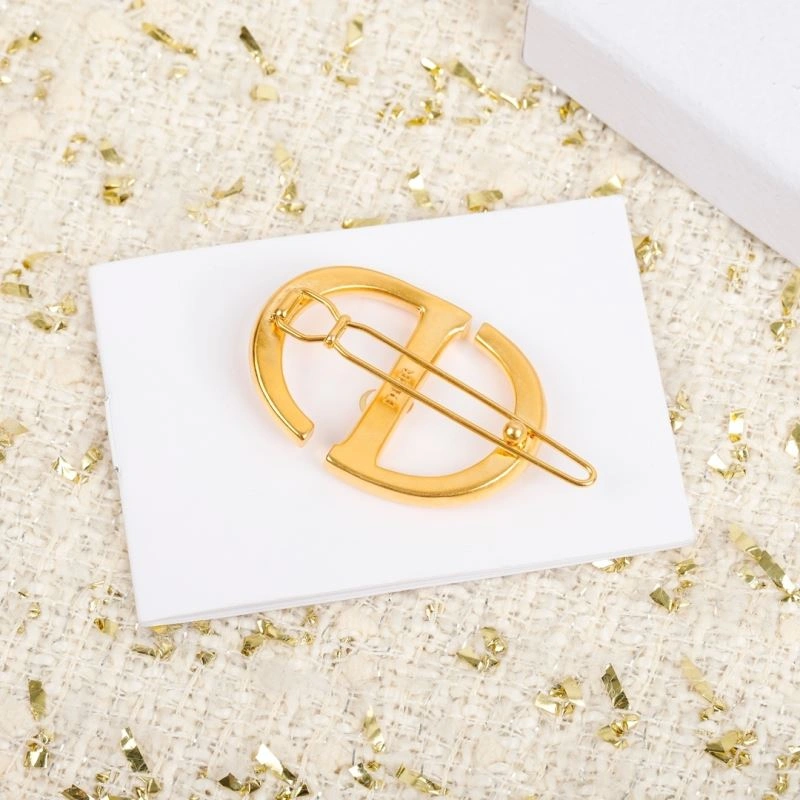 UrbanStyle Christian Dxxr Brooches 295624
