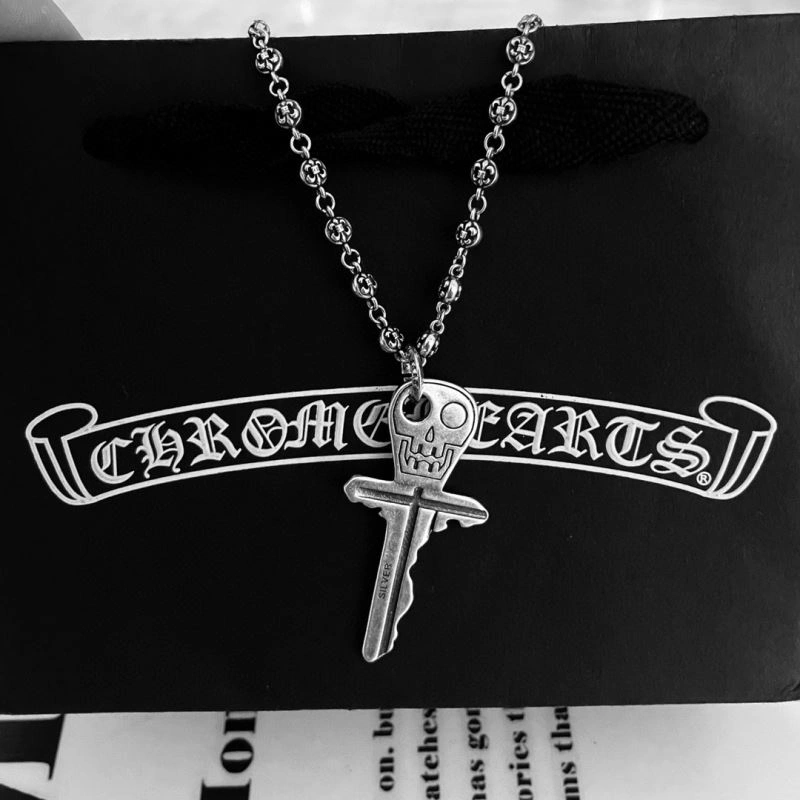 GoAnywhere Chrxmx Hxxrts Necklaces 301566