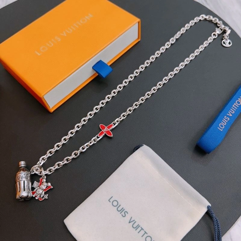 EyeCatching LX Necklaces 312149