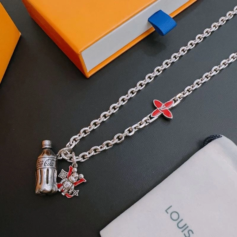 EyeCatching LX Necklaces 312149