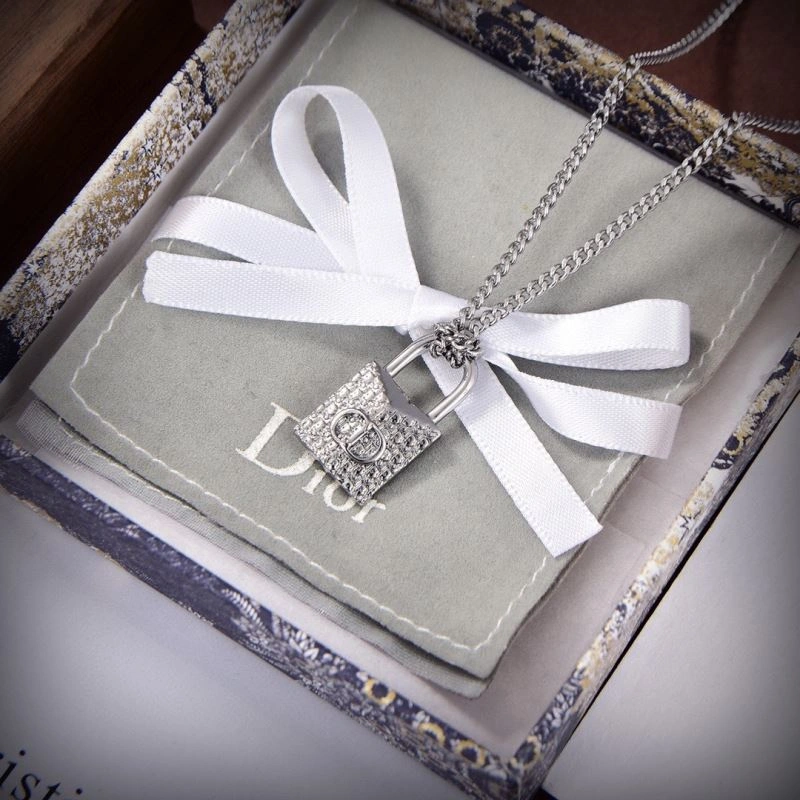 Christian Dxxr Necklaces Lightweight 295563