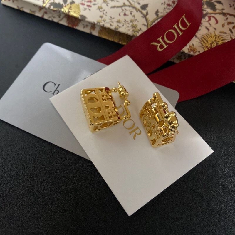 Christian Dxxr Earrings Affordable 295609