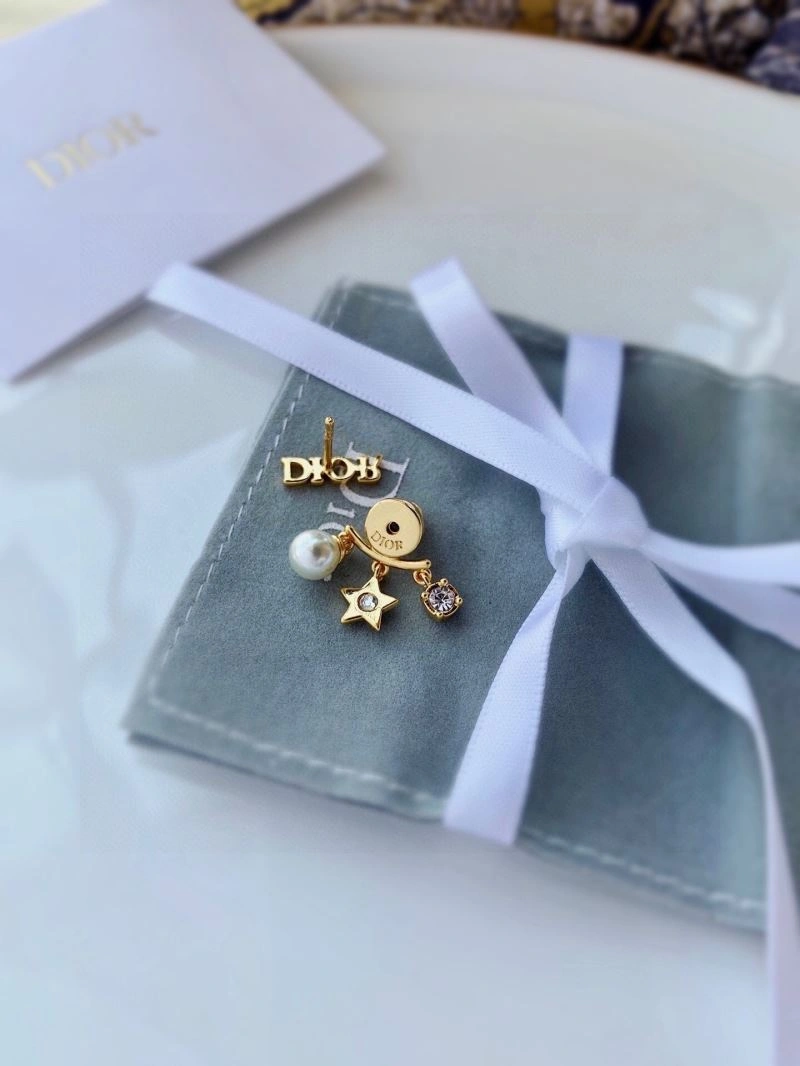 Christian Dxxr Earrings Resilient 295607