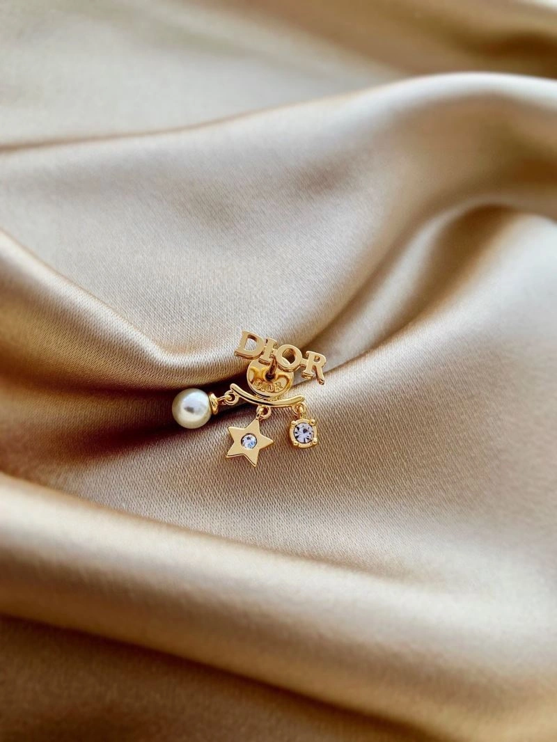 Christian Dxxr Earrings Resilient 295607