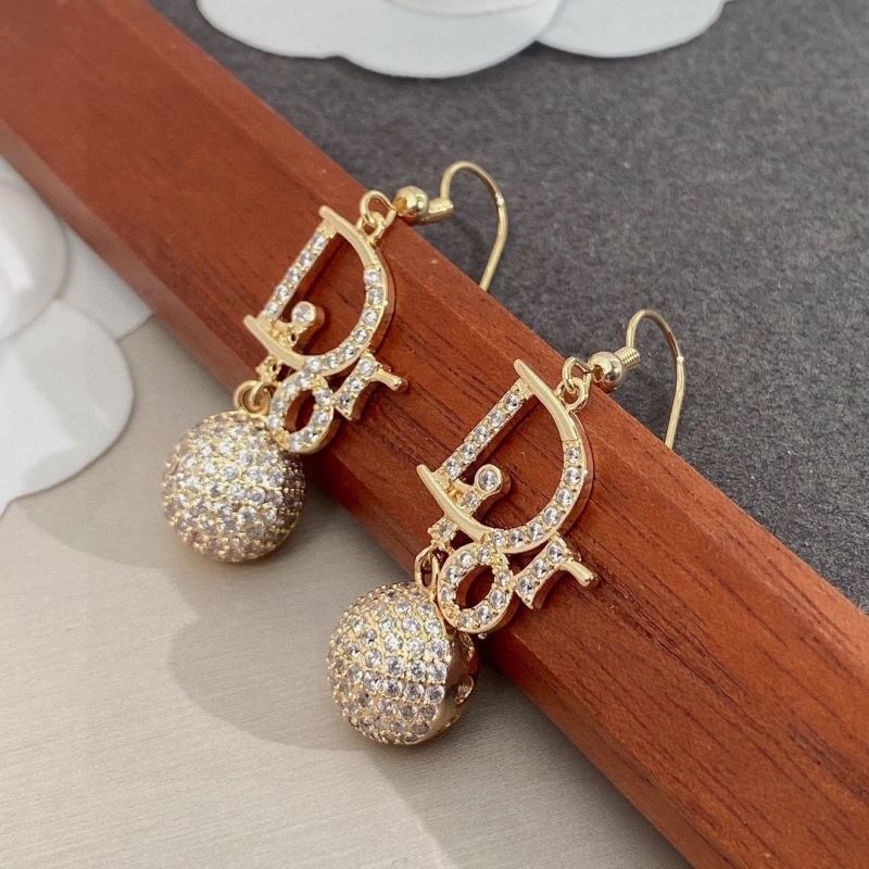 Christian Dxxr Earrings ModernLook 295606