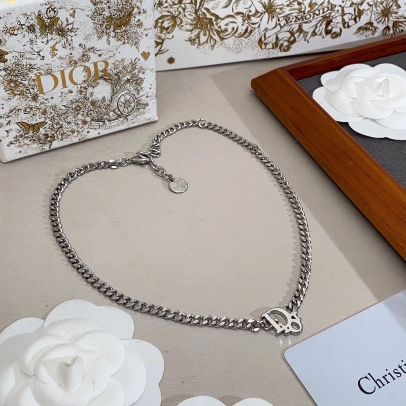 Christian Dxxr Necklaces Comfortable 295561