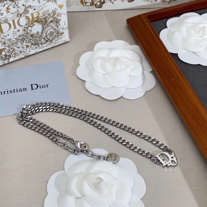 Christian Dxxr Necklaces Comfortable 295561