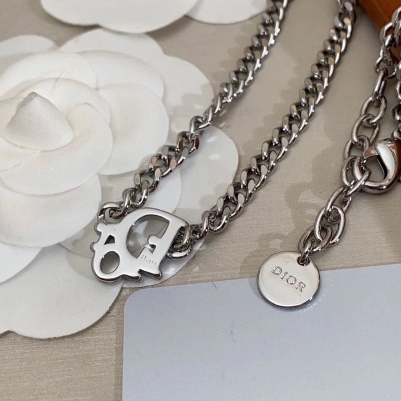 Christian Dxxr Necklaces Comfortable 295561