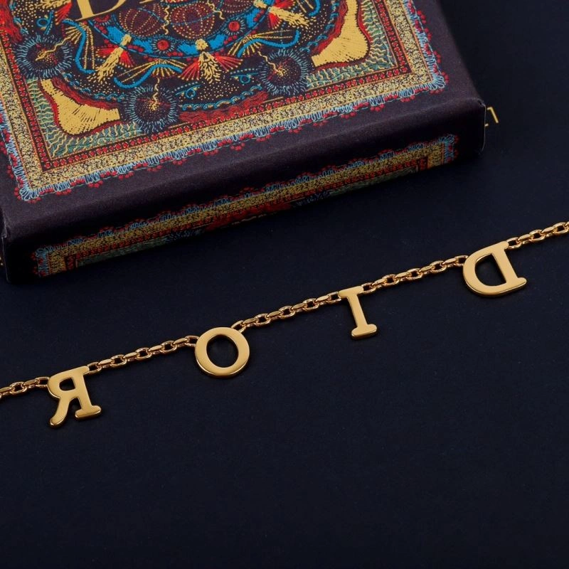 EasyMatch Christian Dxxr Necklaces 295560