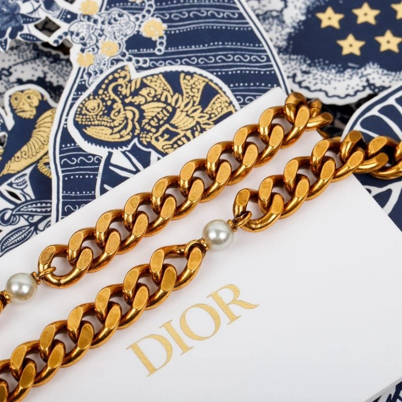 Sleek Christian Dxxr Necklaces 295557