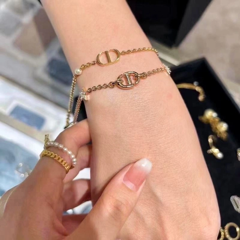 Christian Dxxr Bracelets Sophisticated 295639