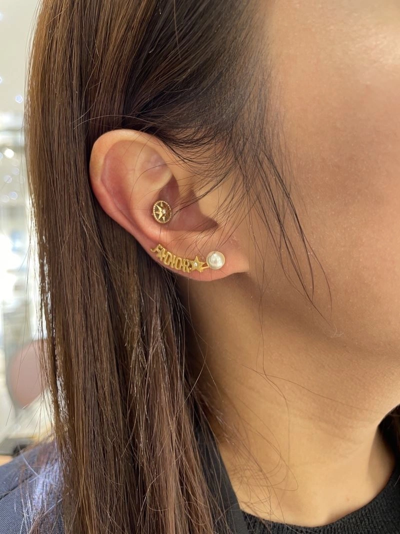 Lightweight Christian Dxxr Earrings 295604