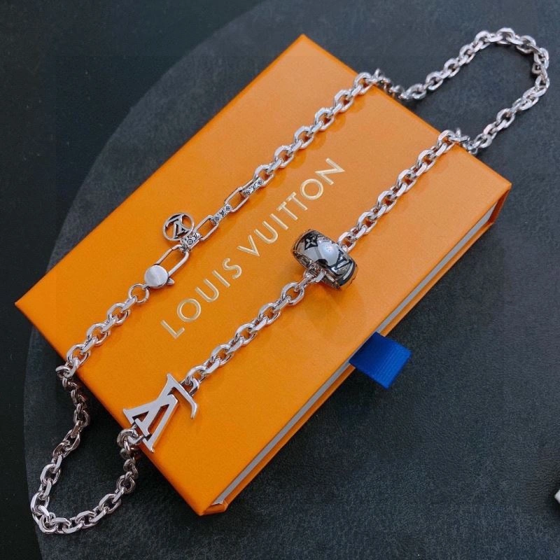 Versatile LX Necklaces 312148