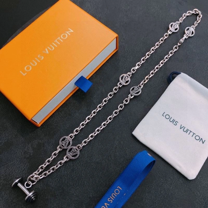 Fashionable LX Necklaces 312133