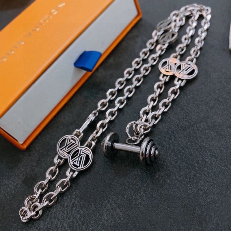Fashionable LX Necklaces 312133