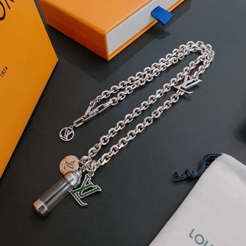 NewStyle LX Necklaces 312134