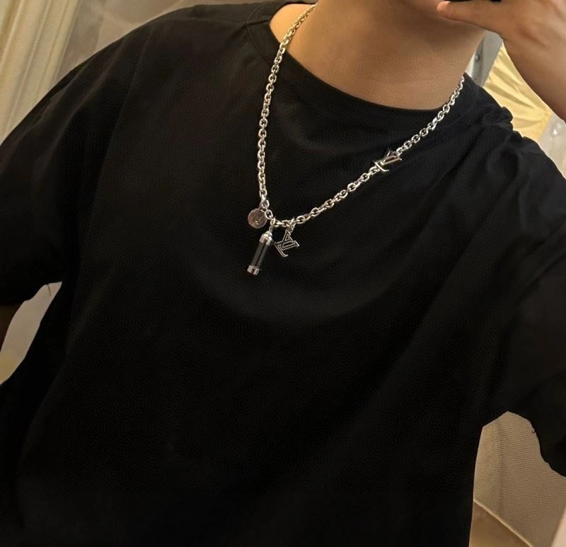 NewStyle LX Necklaces 312134