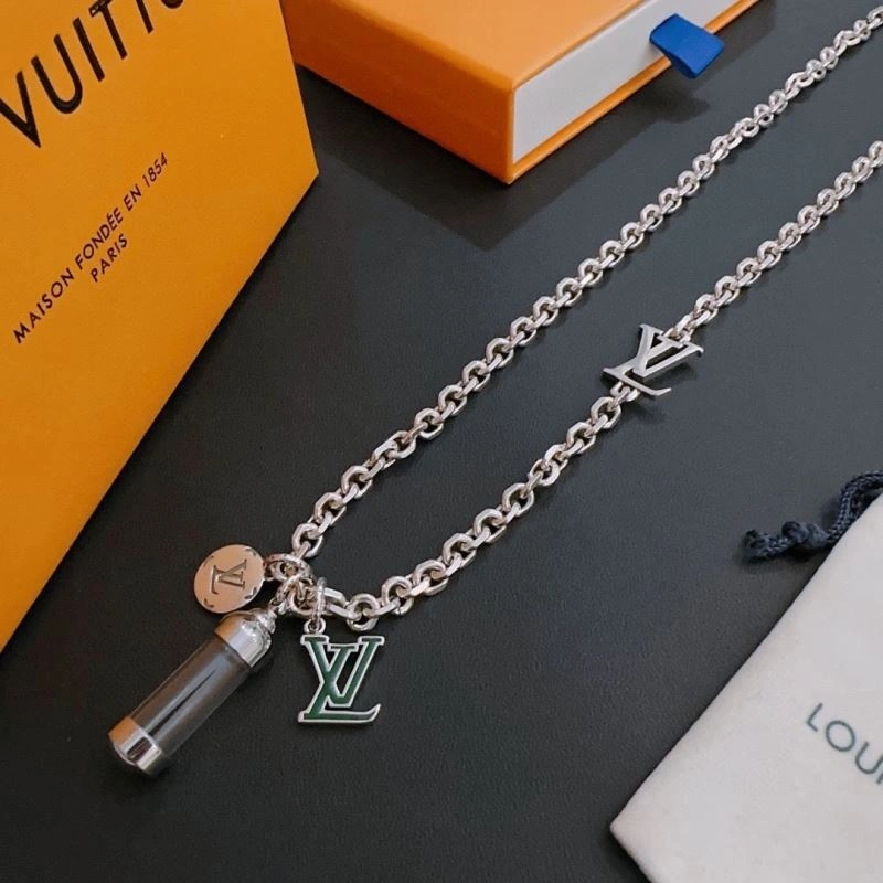 NewStyle LX Necklaces 312134