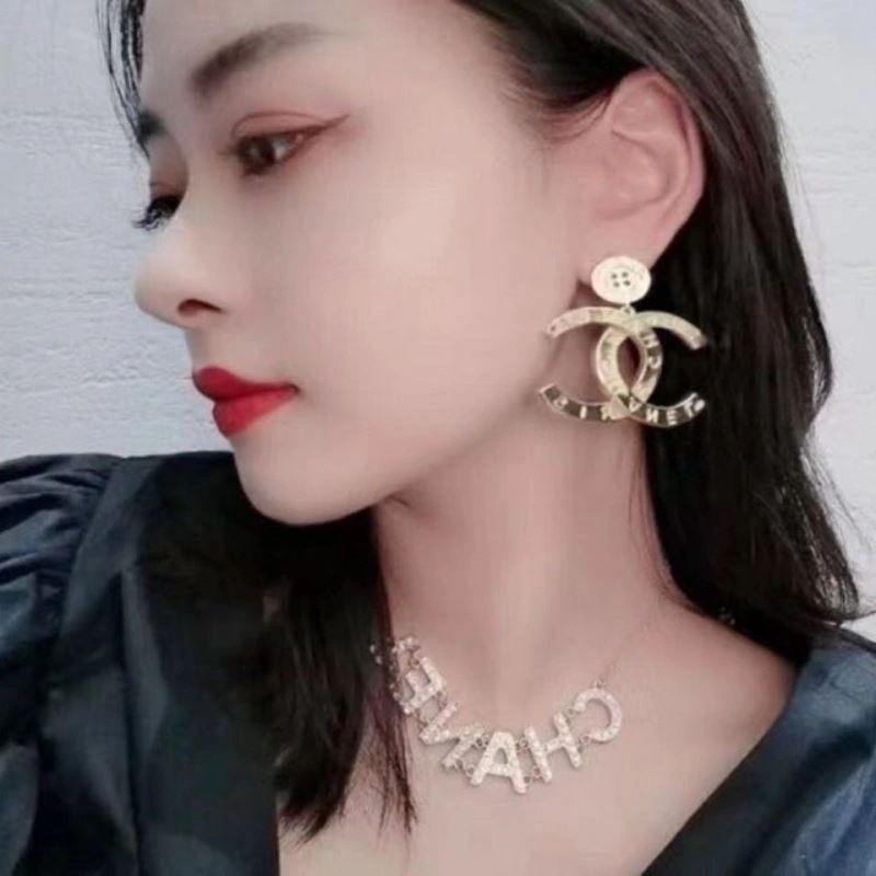 Minimalist Chxnxl Earrings 293423