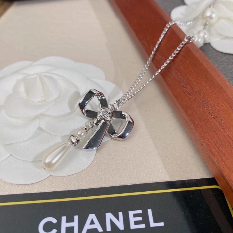 Functional Chxnxl Necklaces 293198