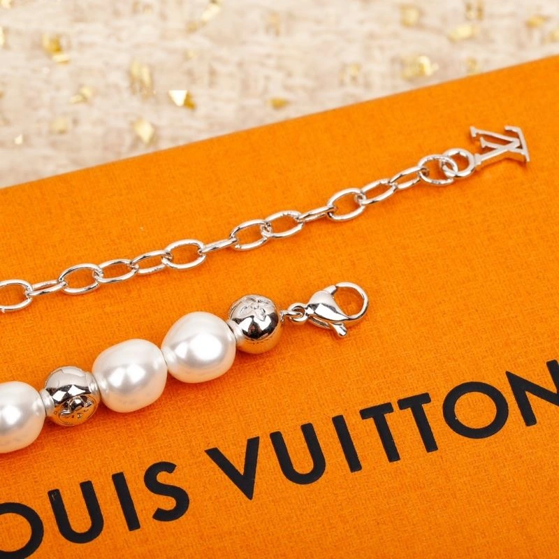 Affordable LX Necklaces 312126
